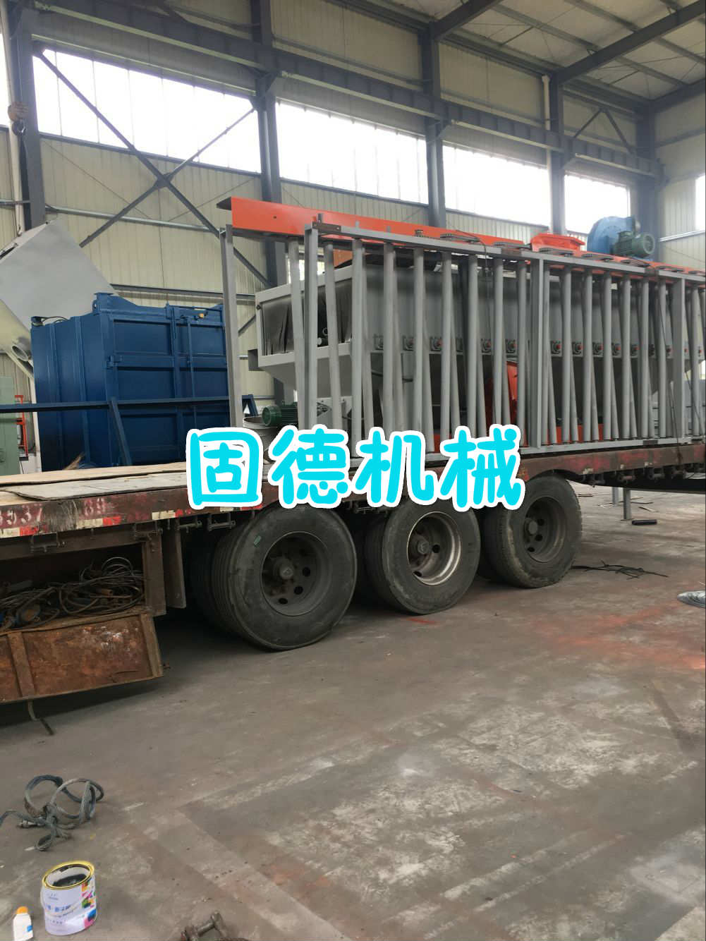 圓鋼拋丸機發往雲南昆明